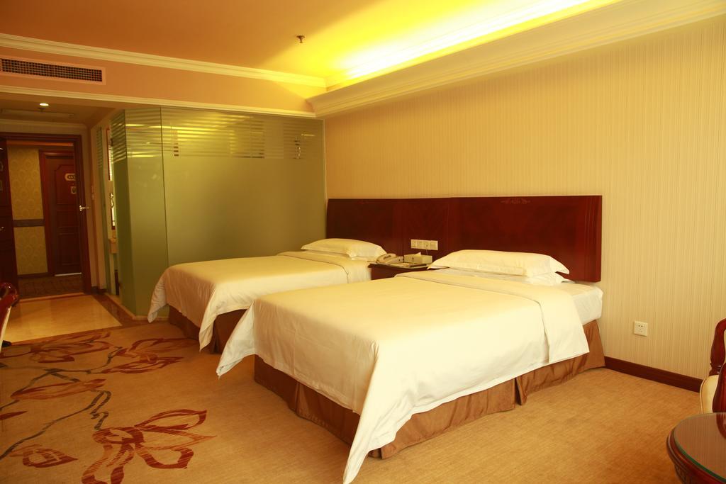 Vienna Hotel Pekín Habitación foto